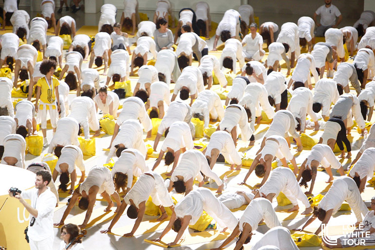 Une immense session de yoga se prépare dans le Vieux-Port