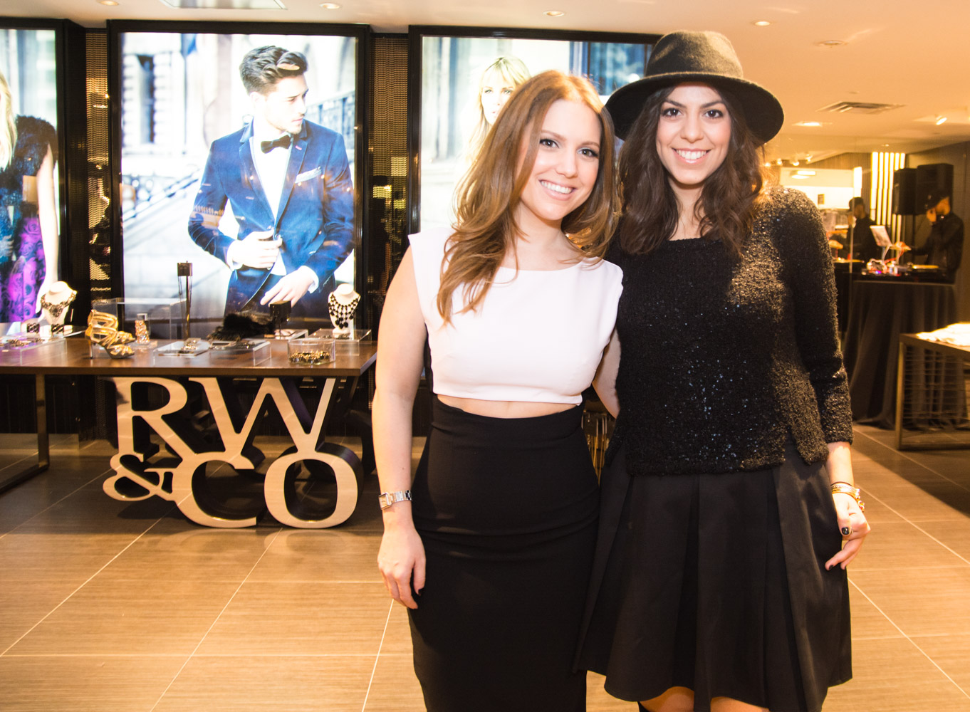 RW&CO lance une fabuleuse collection de robes signées ELLE