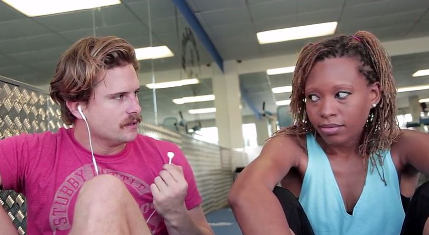 Une vidéo qui montre à quel point les gens peuvent être gossants au gym