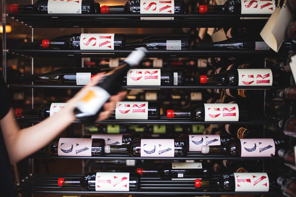 6 bars à vin à travers 6 quartiers montréalais: à découvrir ou redécouvrir!