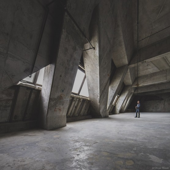 L&rsquo;intérieur de la tour du Stade olympique en photos