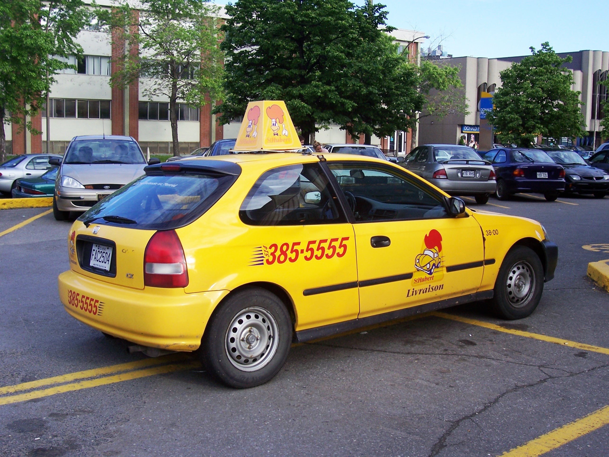 Une compagnie ontarienne achète St-Hubert