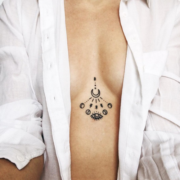 Vanessa Pilon ose un nouveau tatouage et on adore!