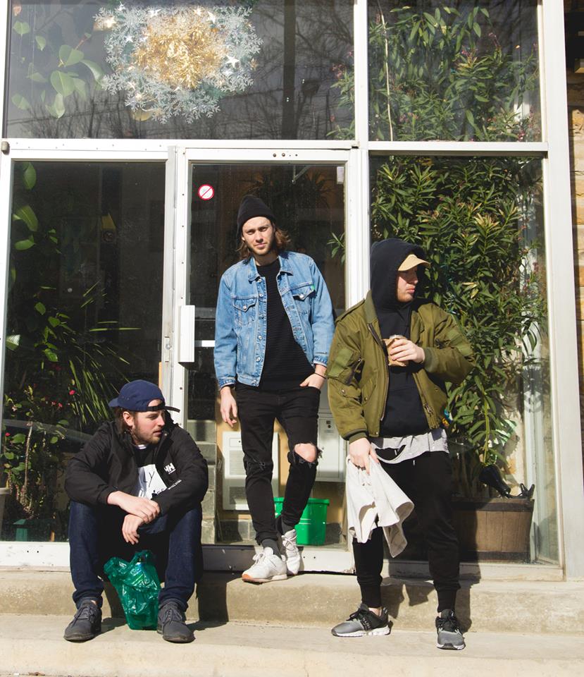 Loud x Lary x Ajust dans la plus récente édition du vidéomag Français GRÜNT