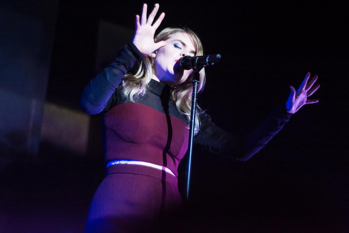 Coeur de pirate fera un DJ set GRATUIT ce soir à Montréal