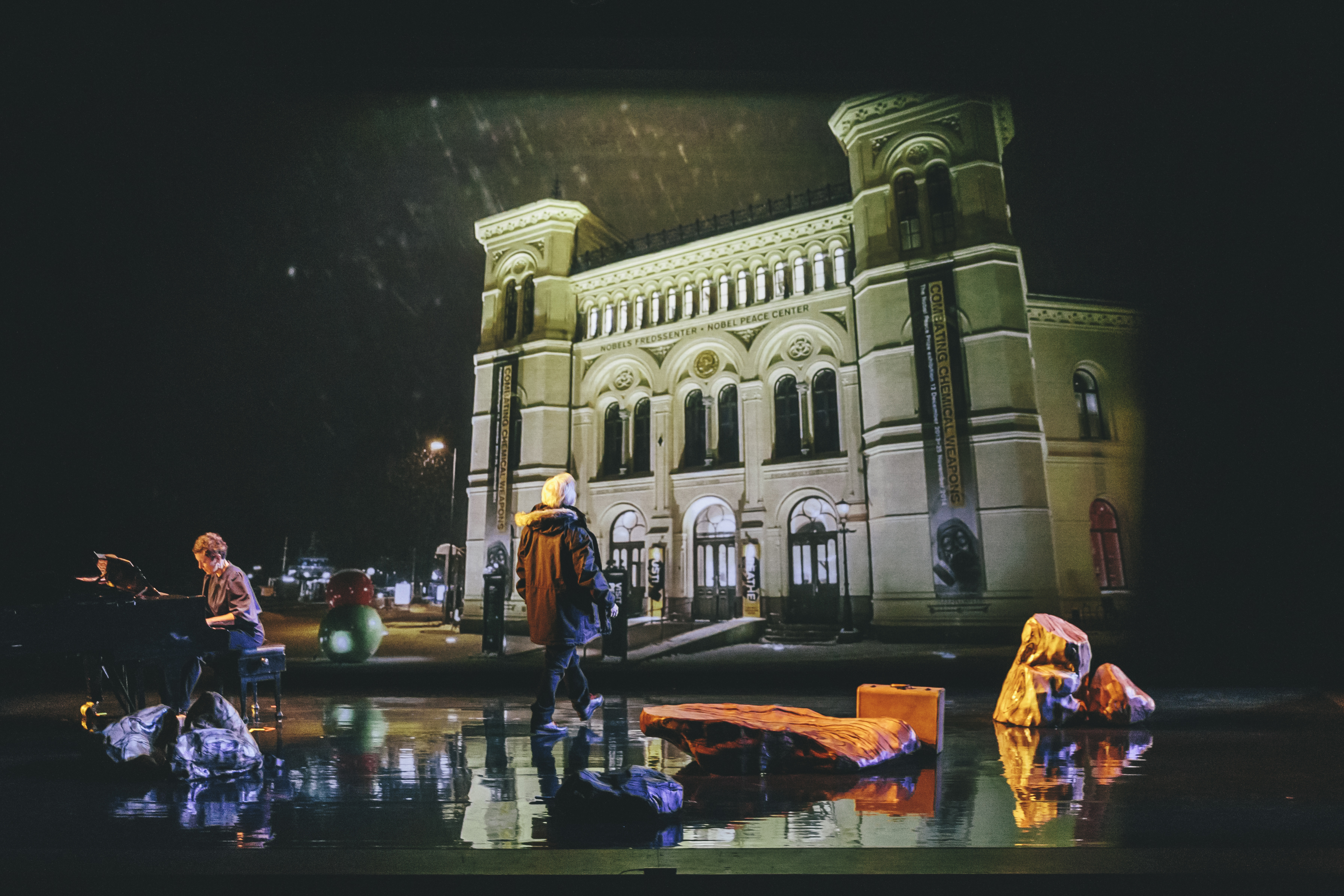 Critique de NORGE : une pièce poétique et philosophique vraiment spéciale