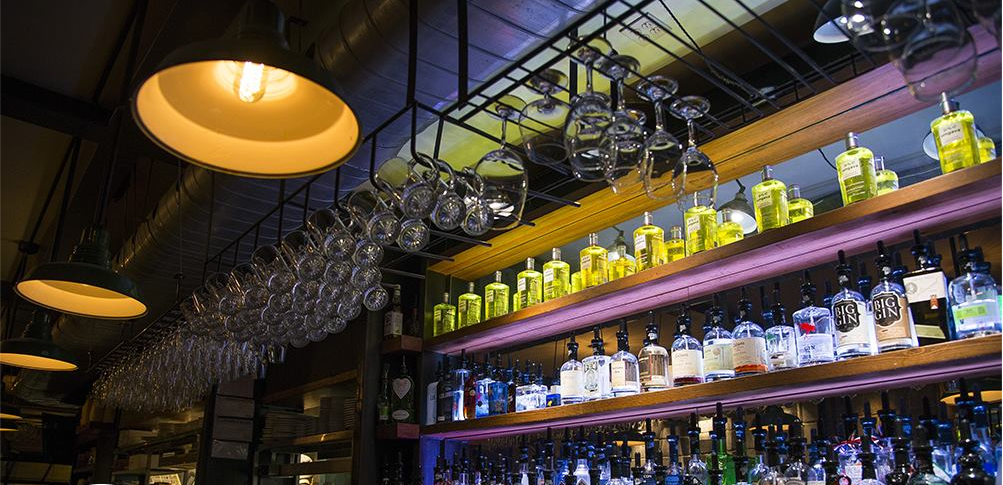 TOP 6 bars où aller boire du gin à Montréal