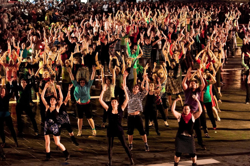 Un méga flash mob aura lieu cet été en plein centre-ville de Montréal