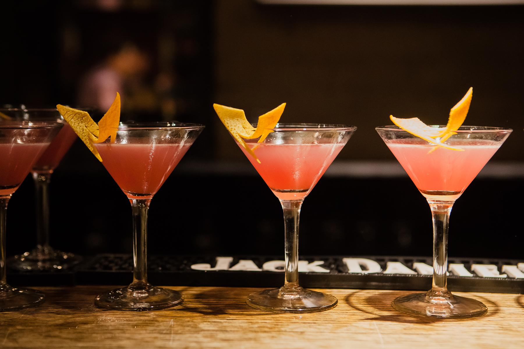 16 cocktails auxquels tu dois absolument goûter pendant Invasion Cocktail