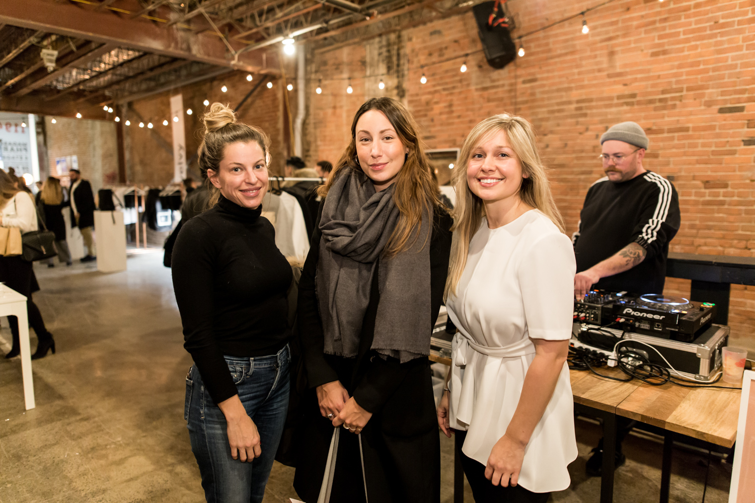 Soirée de lancement du Collectif des Fêtes : un marché éphémère 100% local au centre-ville (PHOTOS)