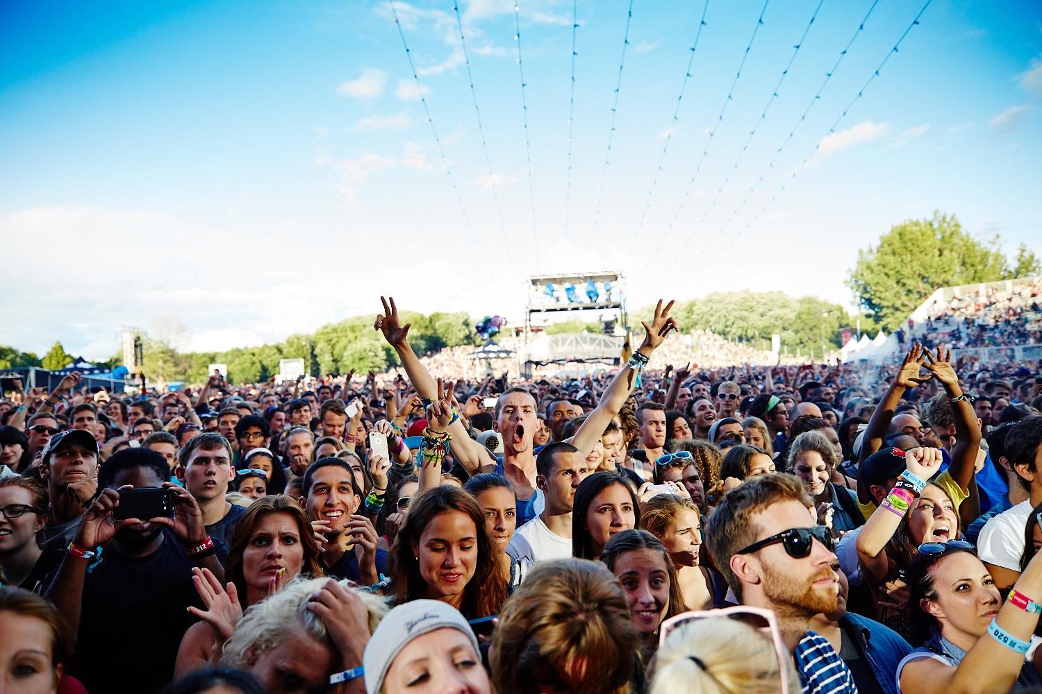 Ce week-end, Osheaga organise un huge party extérieur gratuit dans le Mile-End!
