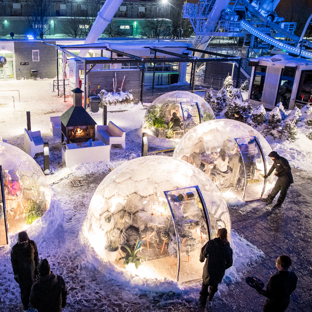 Mangez sous les étoiles dans ces dômes enchanteurs au pied de la Grande Roue! (PHOTOS)