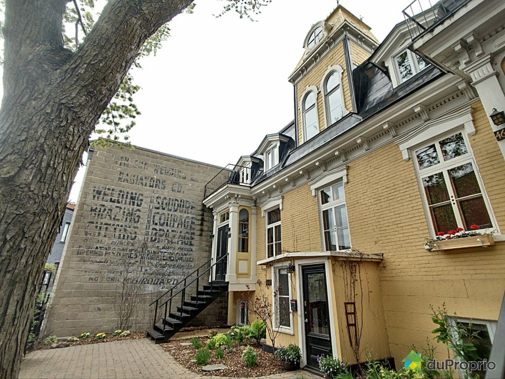 Une maison victorienne sur Le Plateau à vendre à moins de 800 000$!