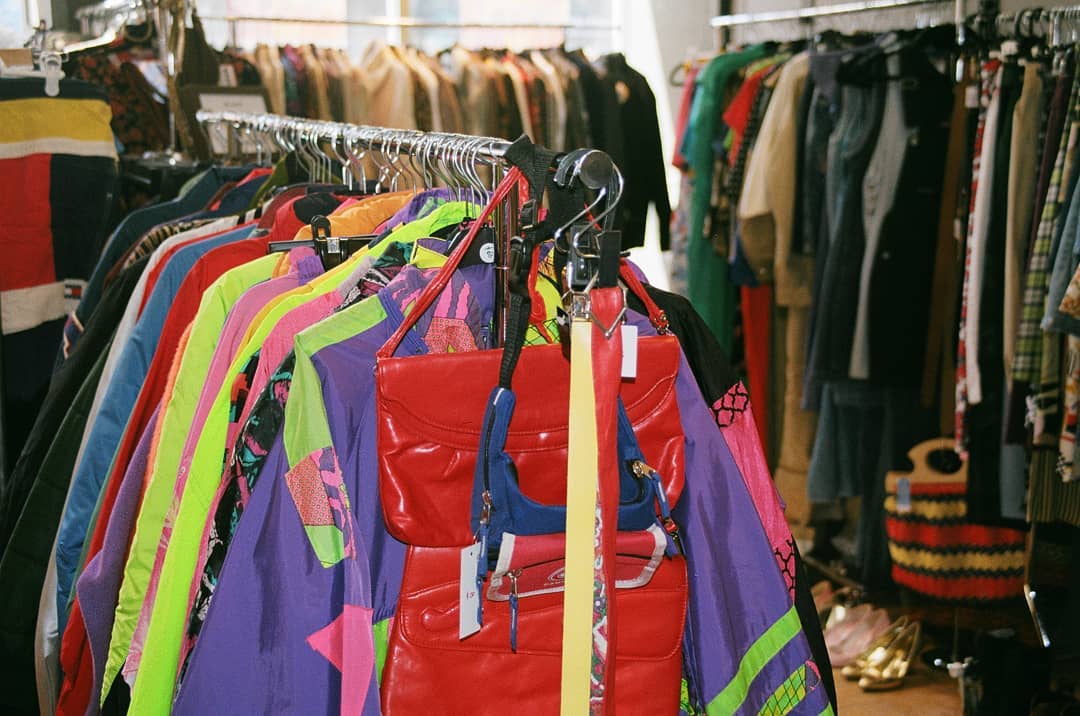 Une vente vintage aura lieu la fin de semaine prochaine!