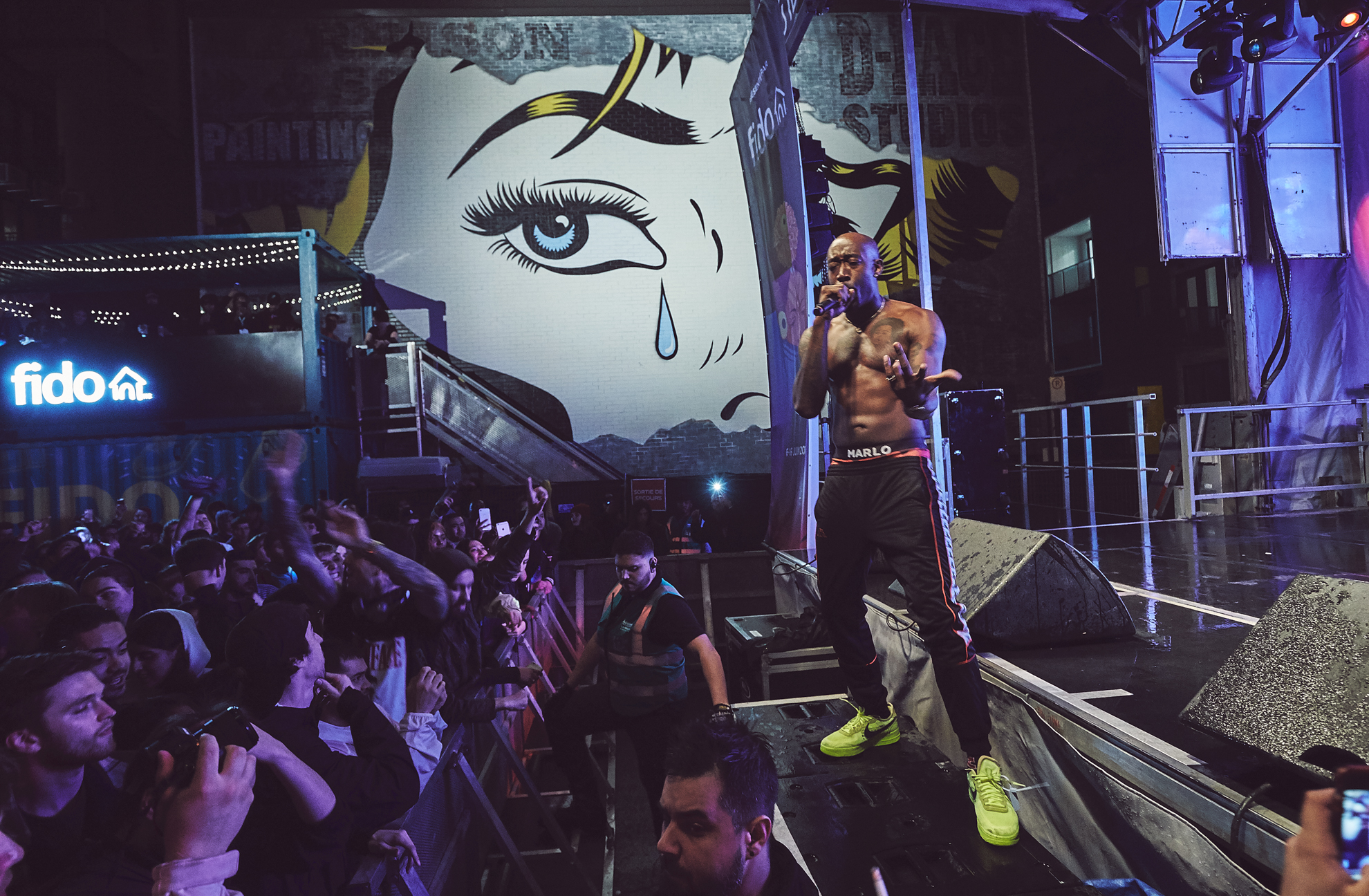 MURAL: Freddie Gibbs a offert un show de fou malgré la pluie! (PHOTOS)