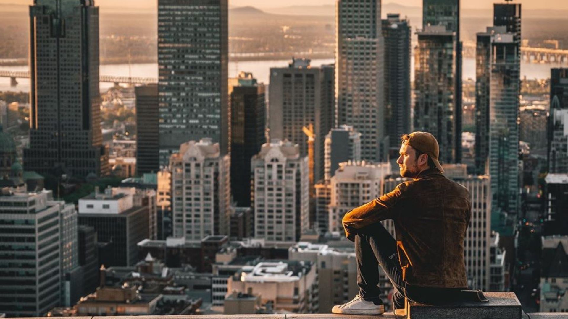 Ce YouTubeur Français nous fait redécouvrir Montréal et donne le goût de voyager!