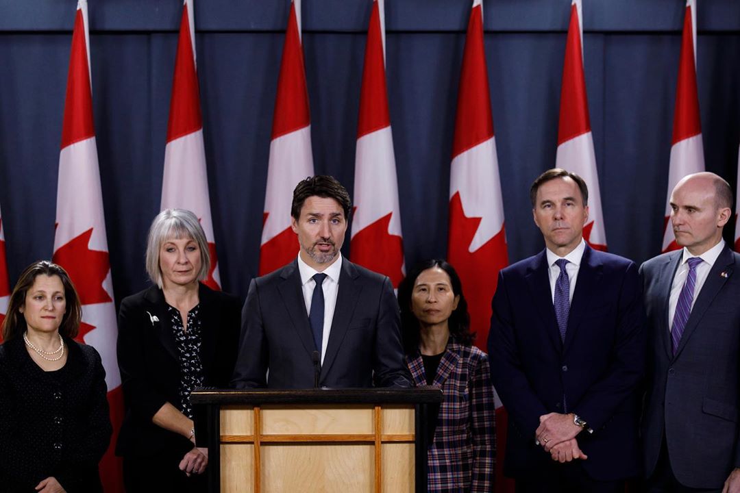 COVID-19: Fermeture des frontières canadiennes aux États-Unis