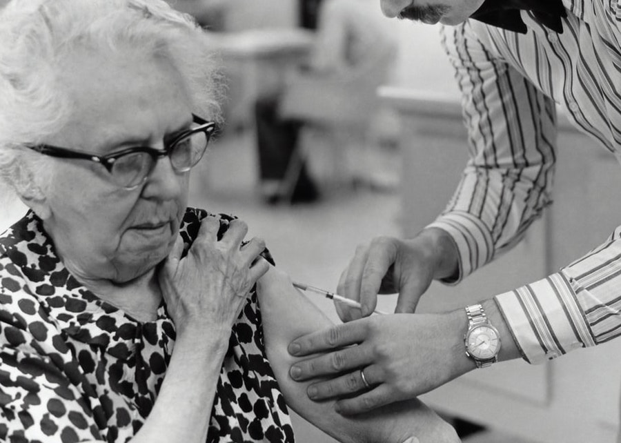 COVID-19: Un vaccin pourrait être prêt d'ici la fin de l'hiver 2021