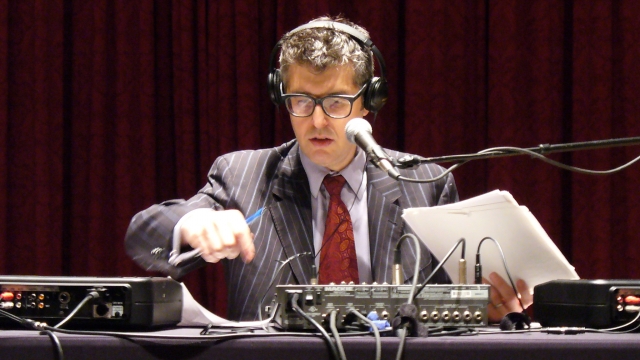 Ira Glass This American Life Ushers In A New Age Of Radio Storytelling Nightlife 4395