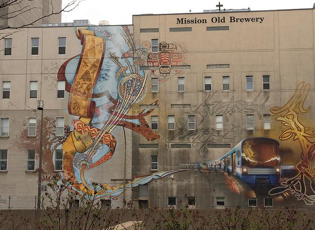 5 murales de street art montréalais à (re)découvrir ce printemps!