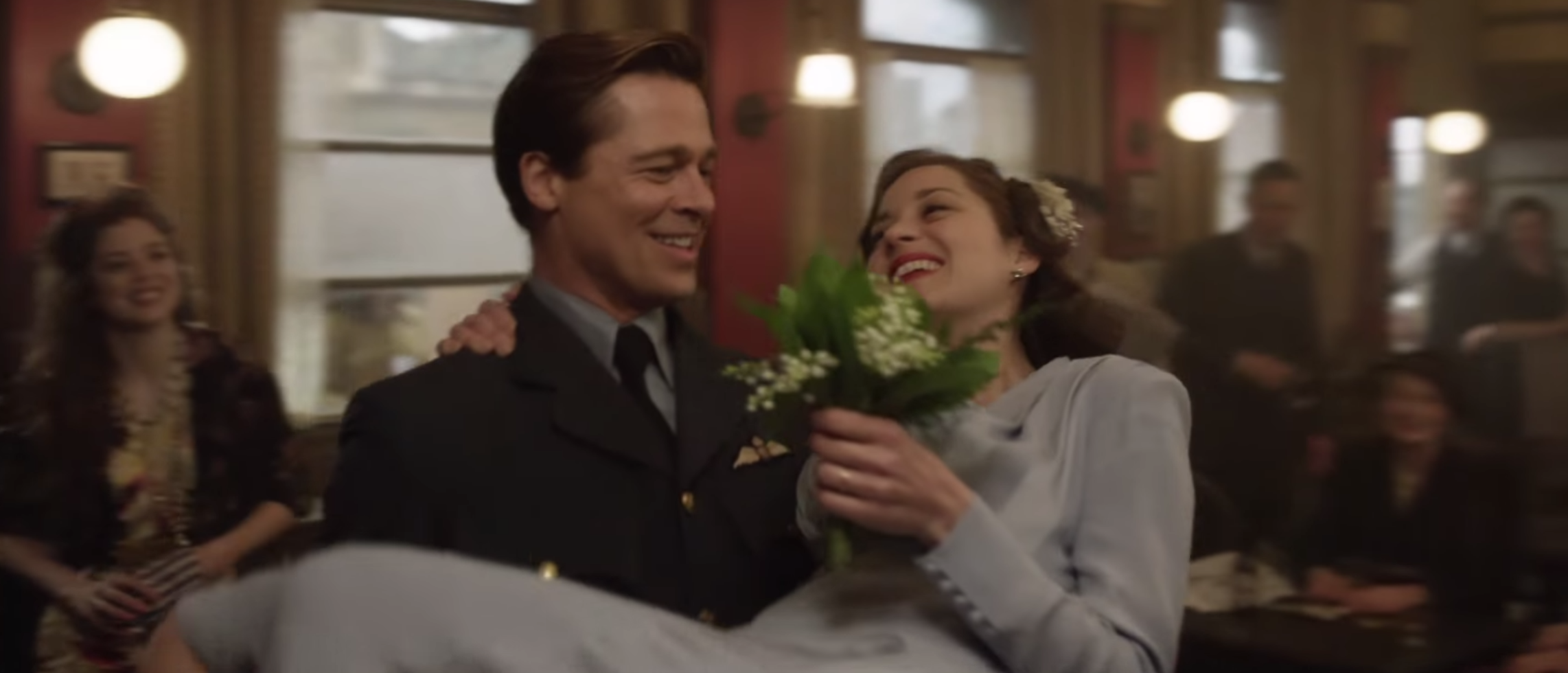 Марион котийяр союзники платье. Союзники постер. Марион котийяр союзники. Брэд питт и марион котийяр союзники. Союзники 2016.