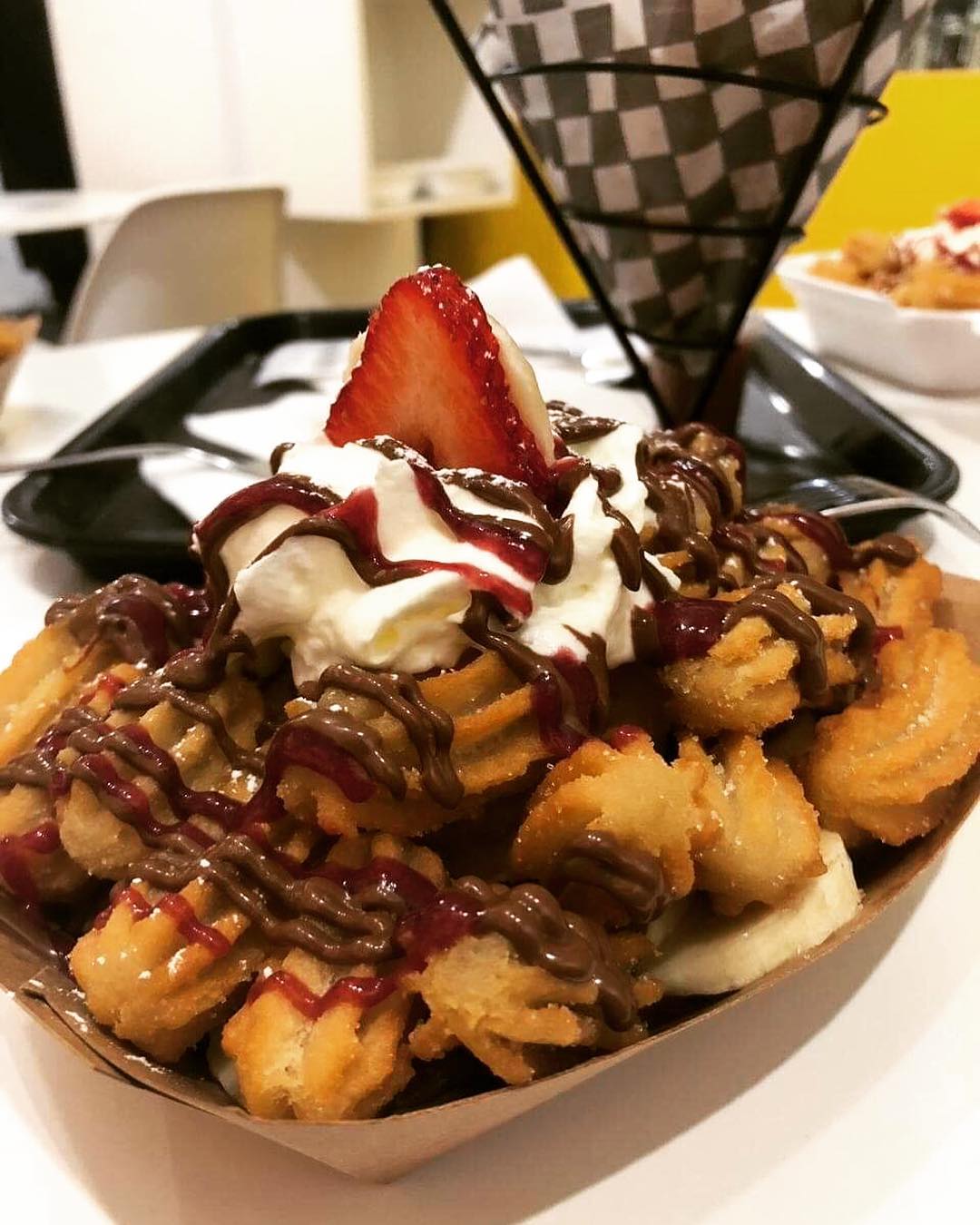 instagram.fymq2-1.fna.fbcdn.net-1354152774278064