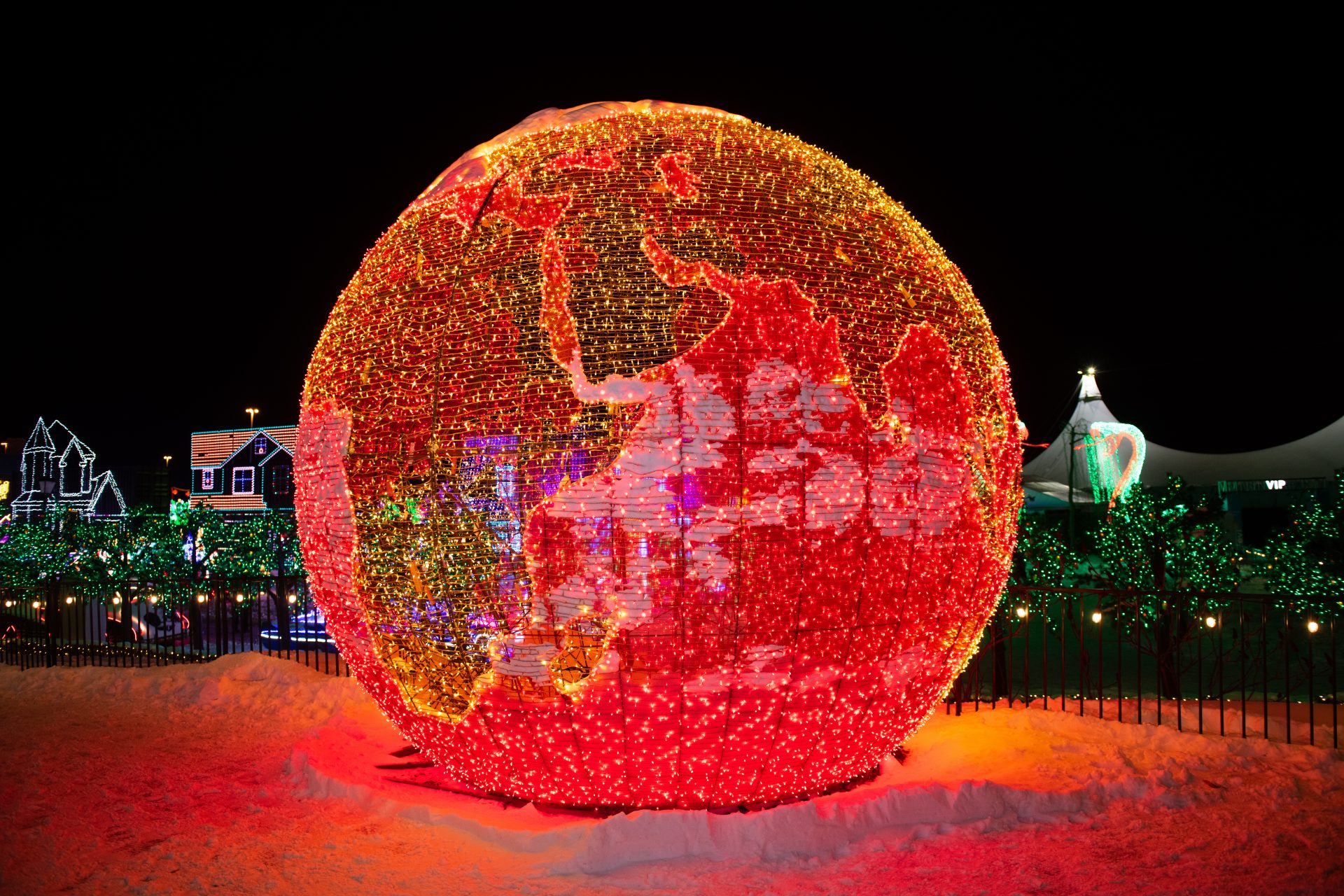 Illumi - Féerie de Lumières par Cavalia - 21