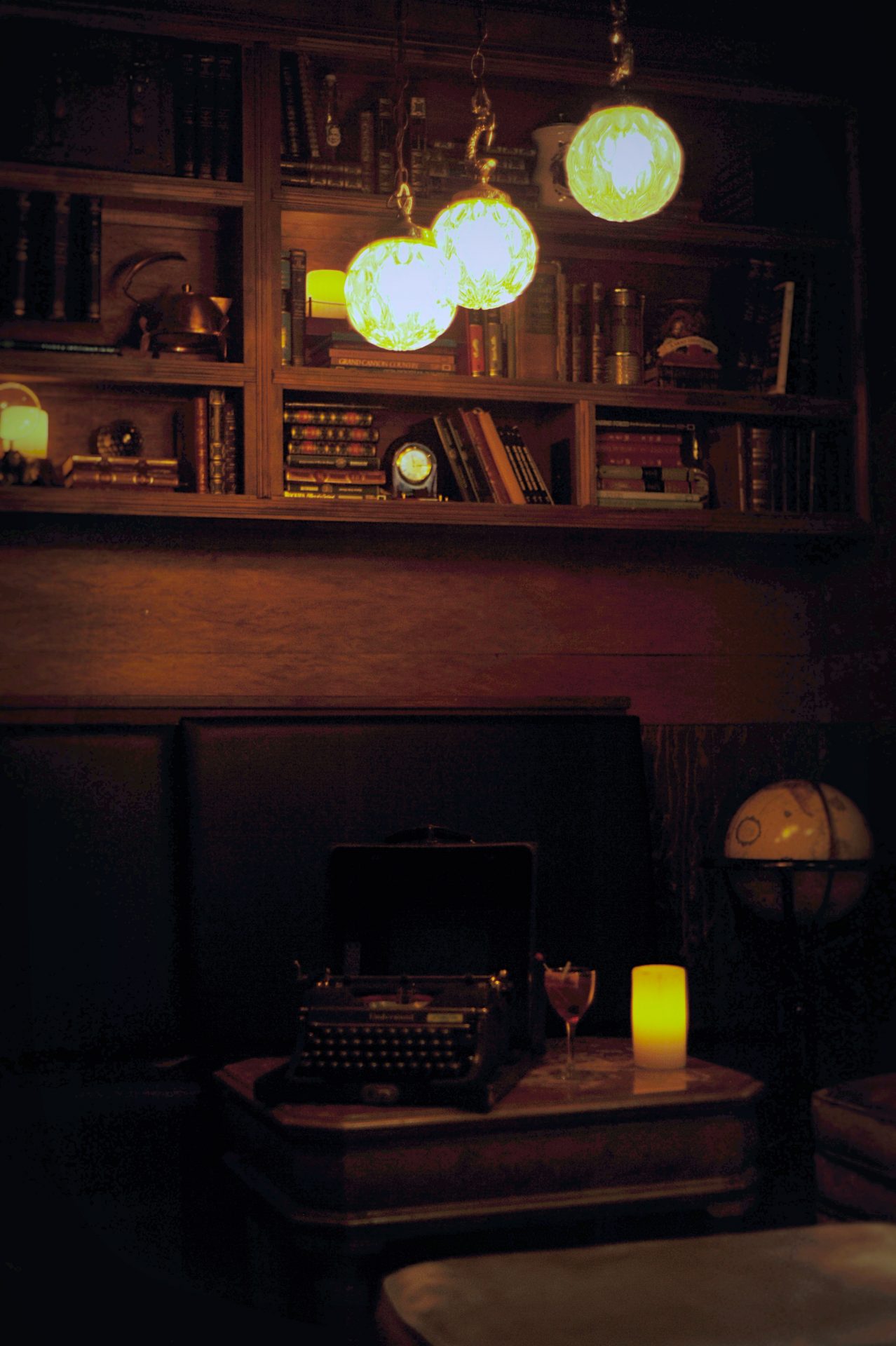 Typewriter bibliothèque (7)