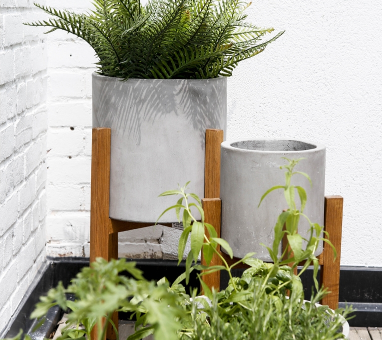 Cache pot en béton