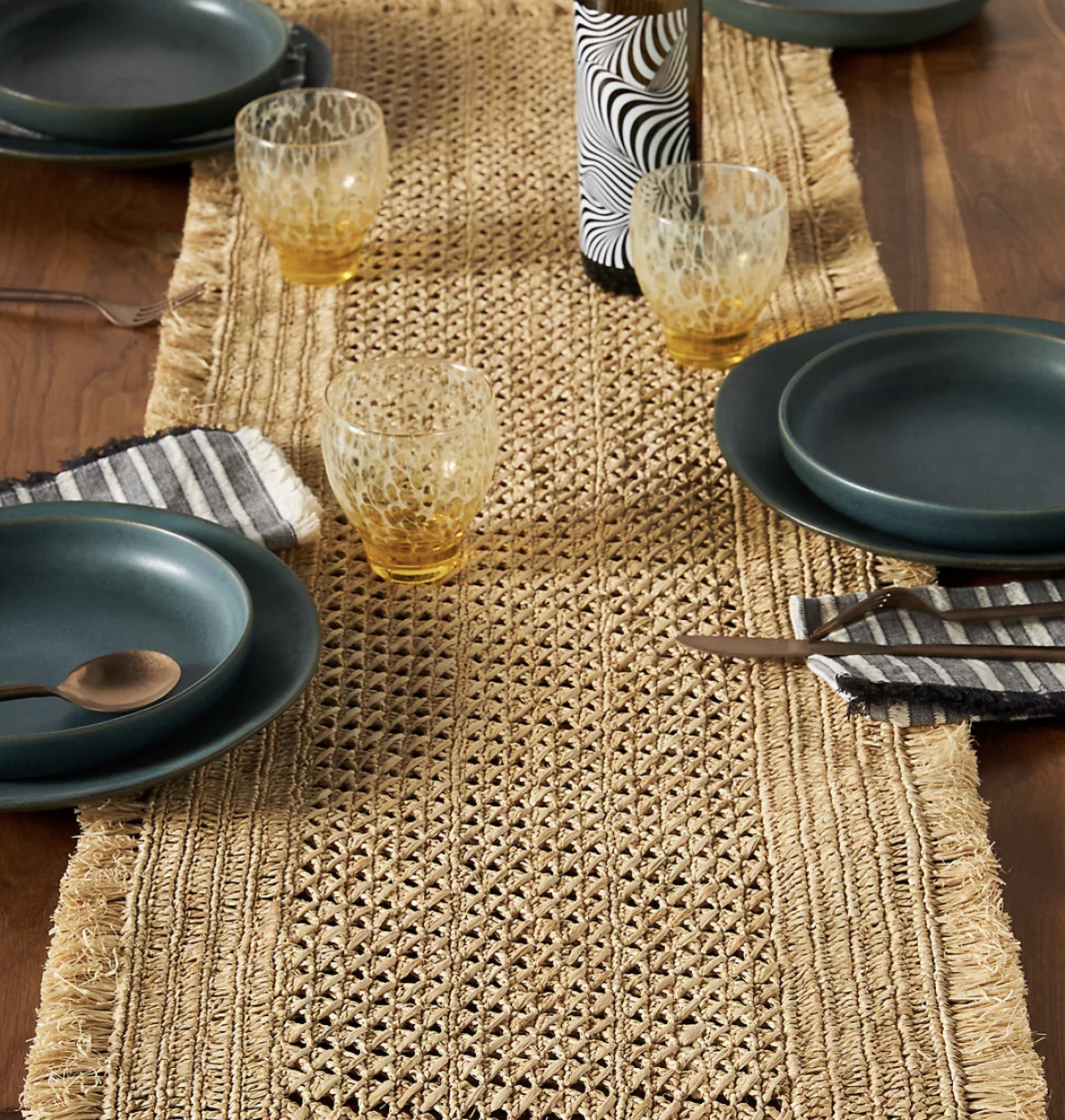 Chemin de table en raphia