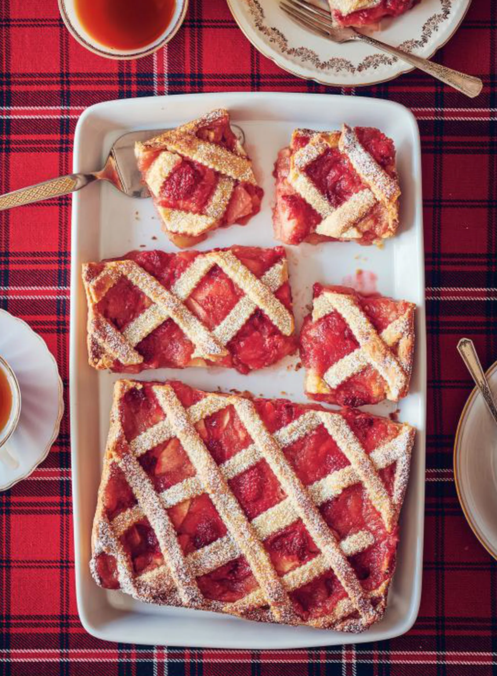 Tarte aux pommes et aux framboises