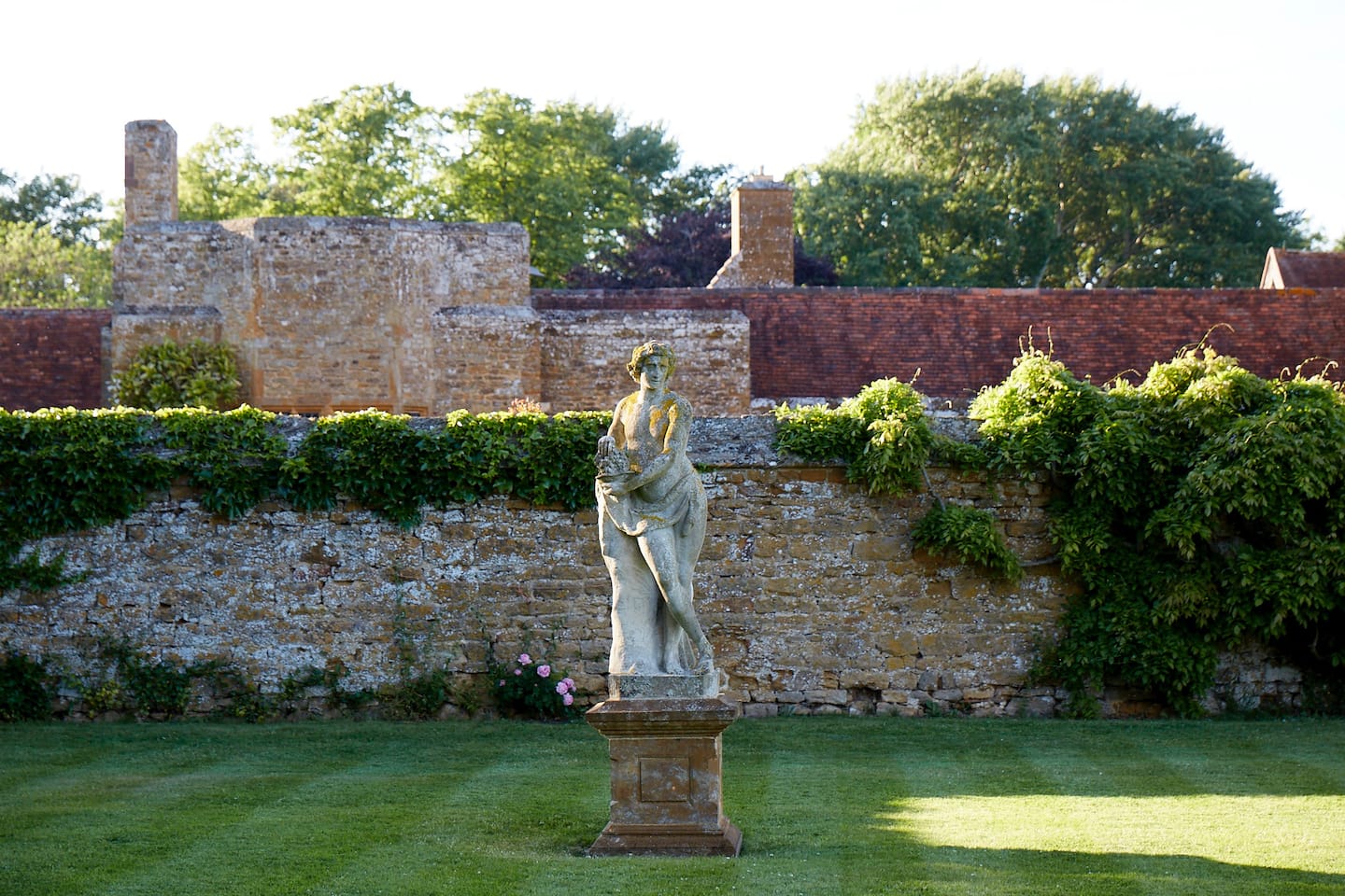 Statue