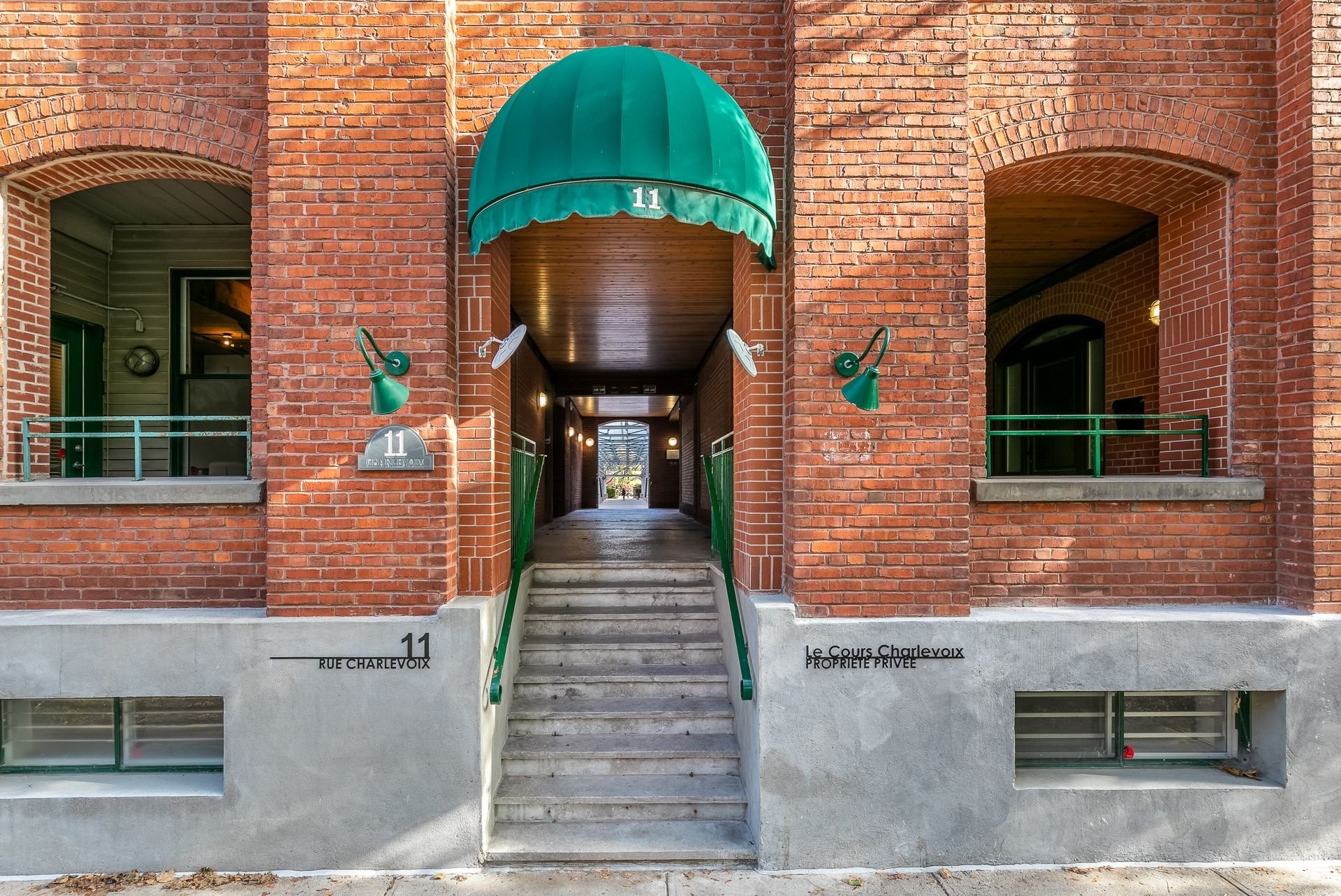 Entrée extérieure
