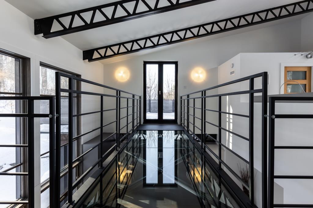 Passerelle en verre