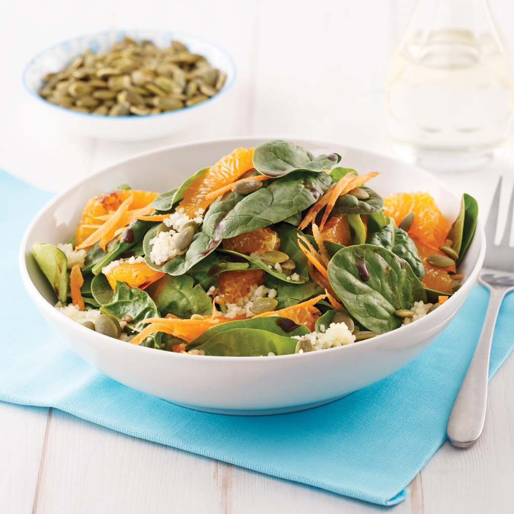 Salade énergisante au couscous, épinards et clémentines