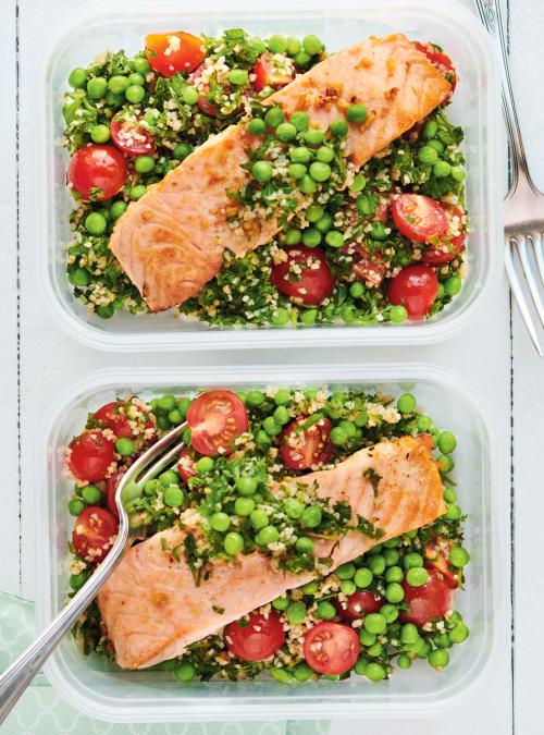 Saumon froid, taboulé et petits pois
