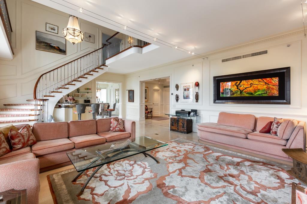 Salon et hall d'entrée