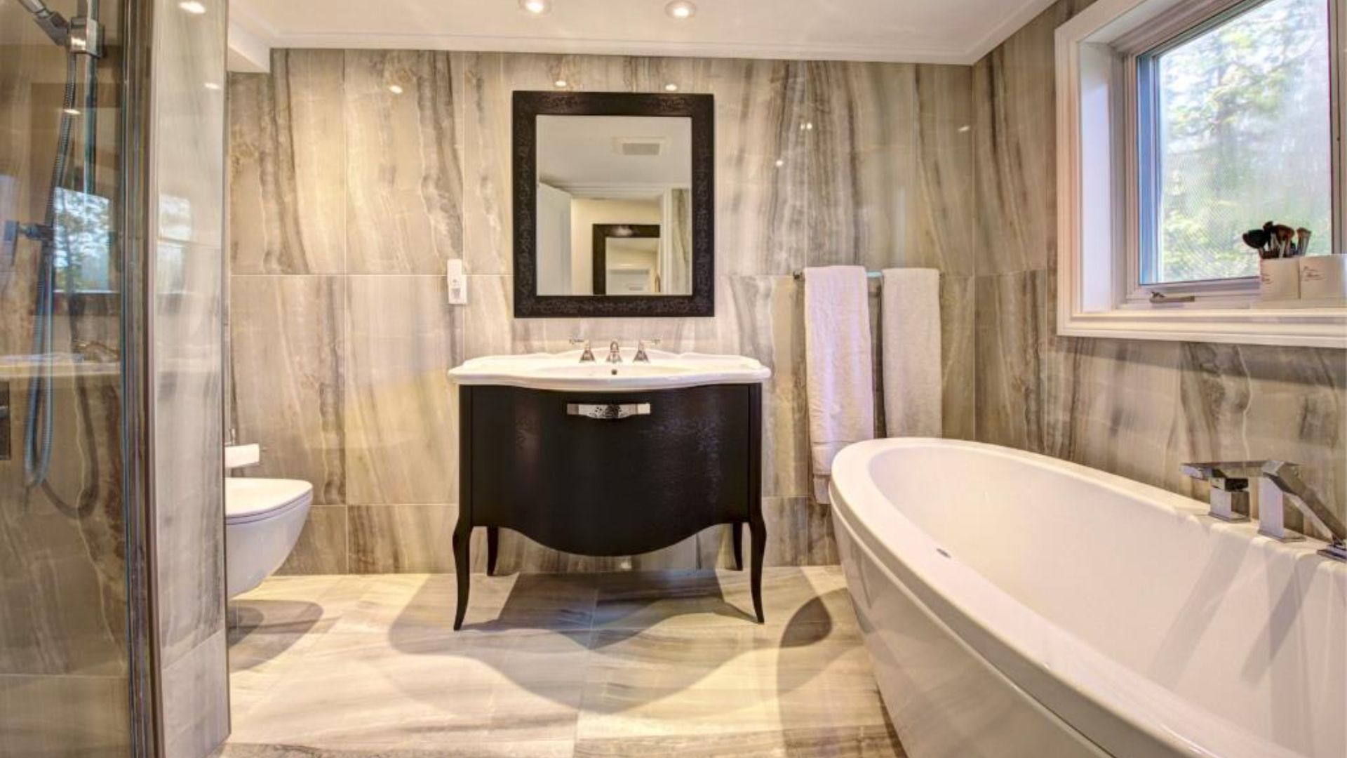 L'une des salles de bain