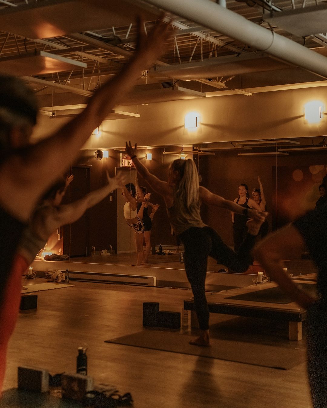 Idolem hot yoga