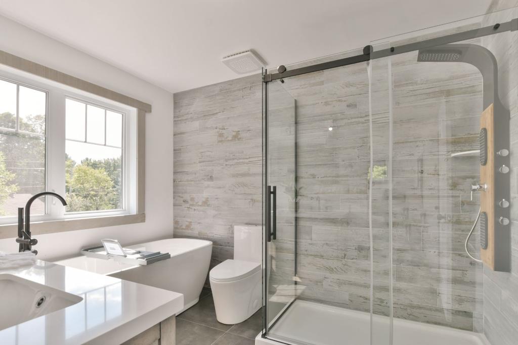 Salle de bain attenante