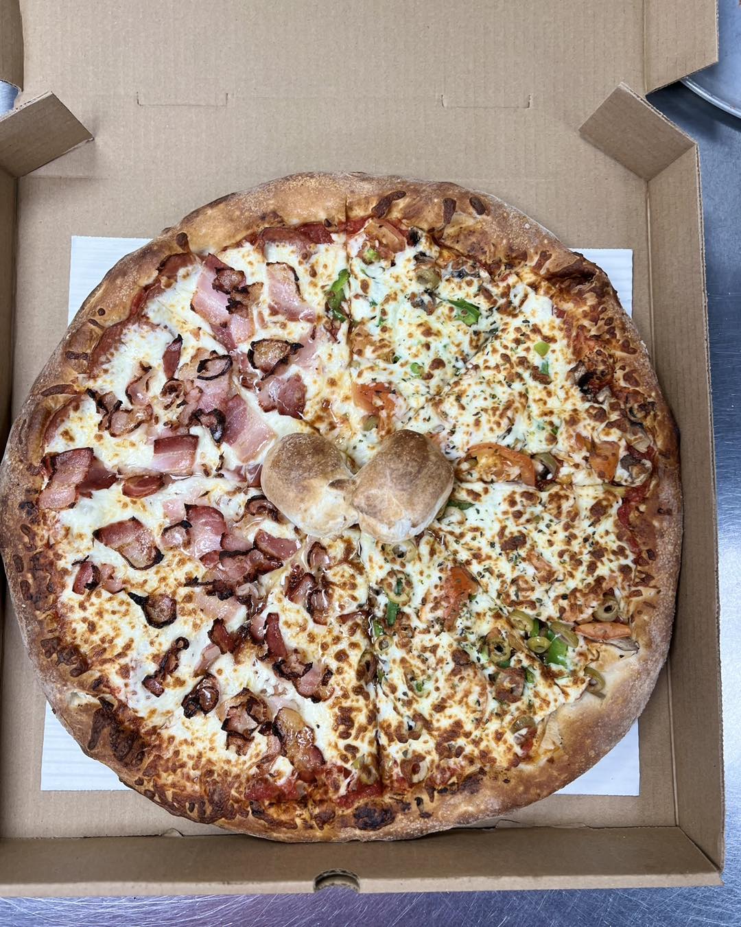 Ouest Antonios Pizza